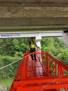 本地 桥梁底部施工 防撞护栏模板施工，作业高效 实用性强 博奥PM46