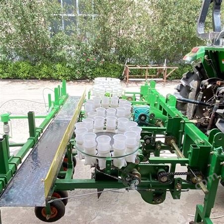 智能化移栽机 牵引式 操作简单  功率强大 奥森农业